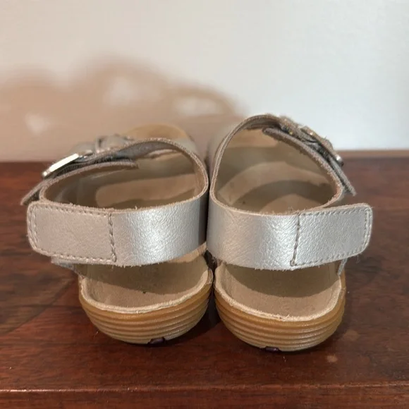 Merrell Bare Steps Sandal - Silver Size 8 - Picture 3 of 7